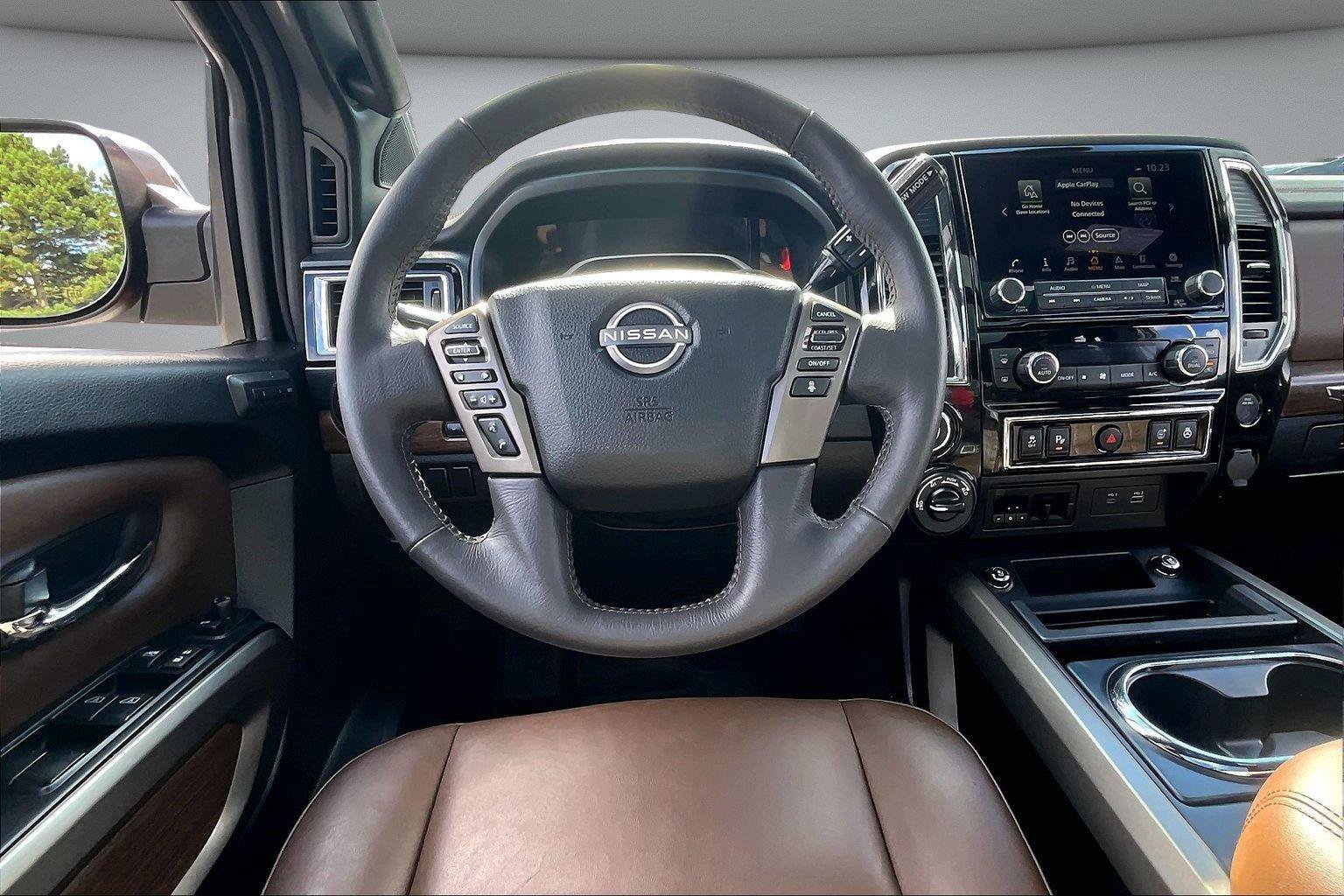 Used 2024 Nissan Titan Platinum Reserve w/ Moonroof Package AWD/4WD image 10