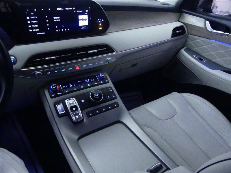 Used 2022 Hyundai Palisade Calligraphy w/ Cargo Package image 16