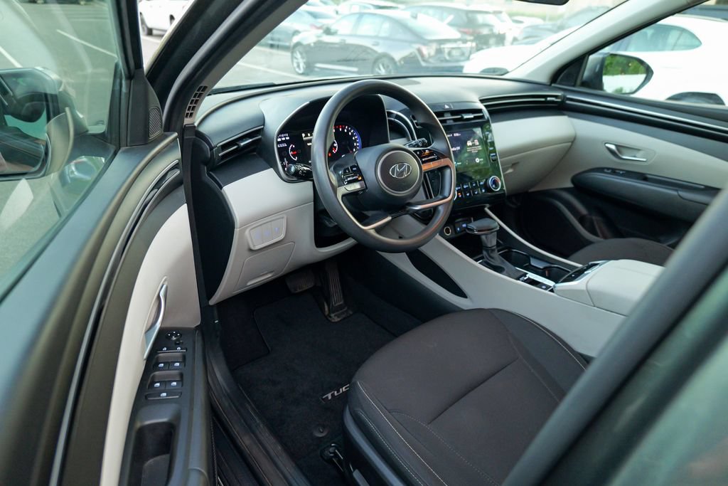 Used 2023 Hyundai Tucson SEL w/ Winter Package AWD/4WD image 16