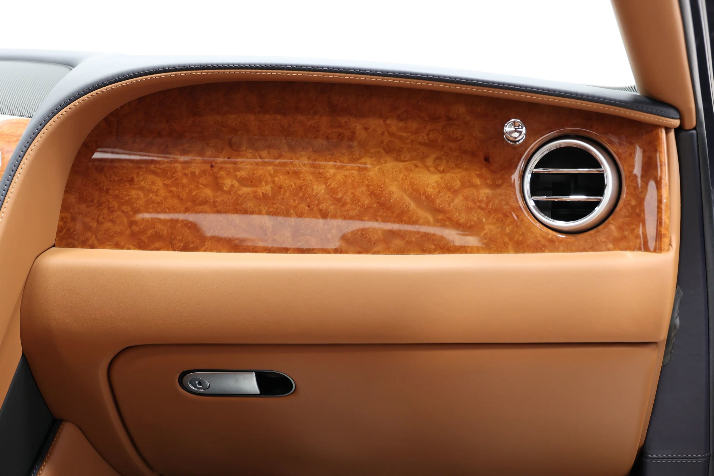 Used 2016 Bentley Flying Spur W12 AWD/4WD image 91