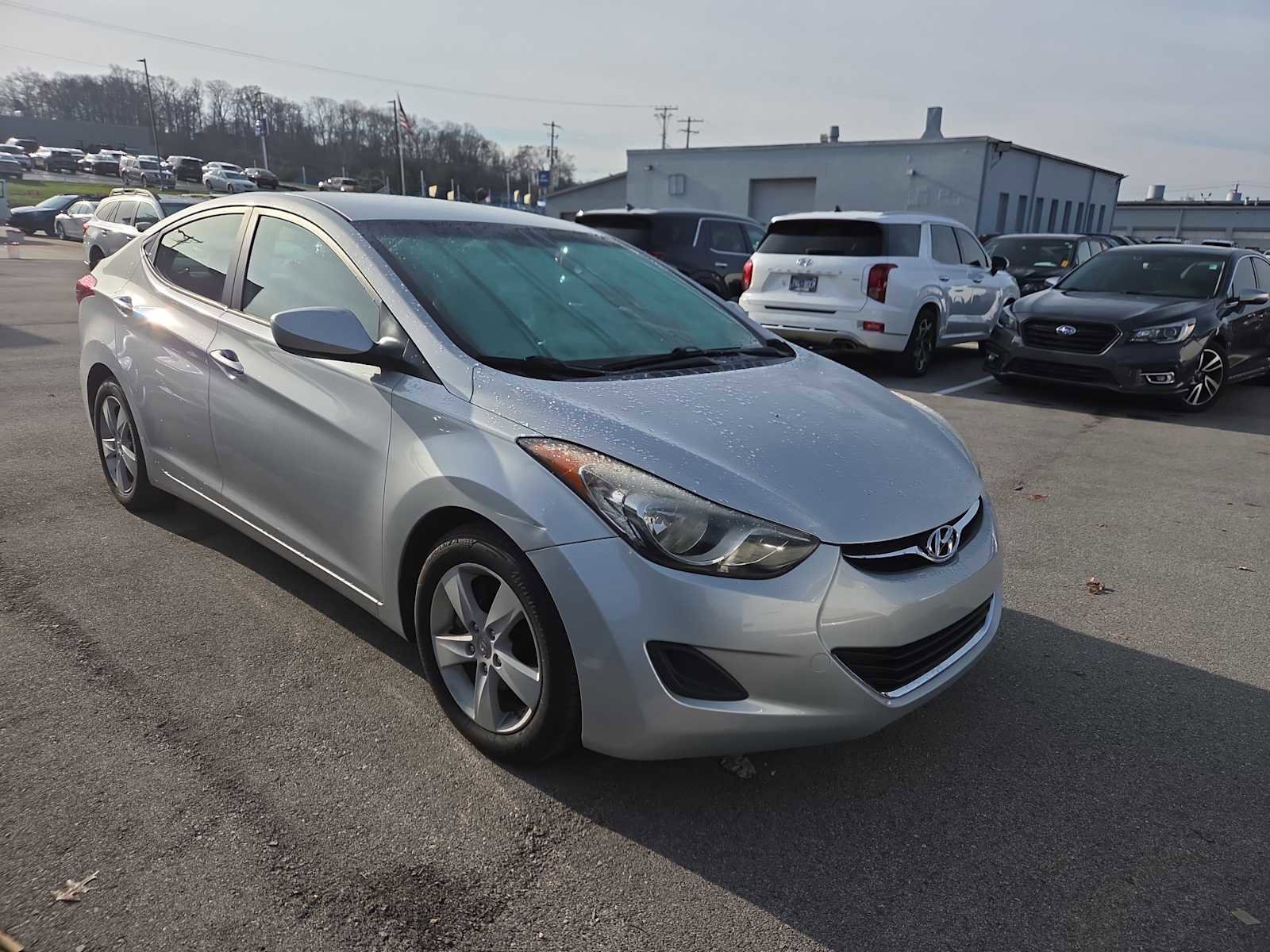 Used 2011 Hyundai Elantra GLS w/ Navigation Pkg 4