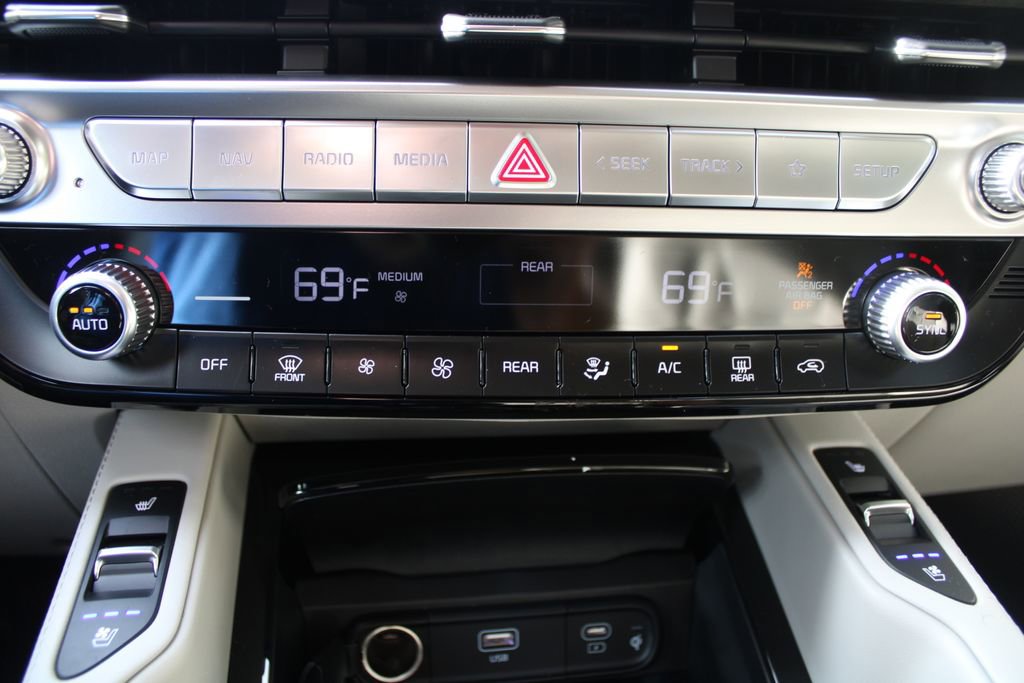 New 2025 Kia Telluride EX image 42