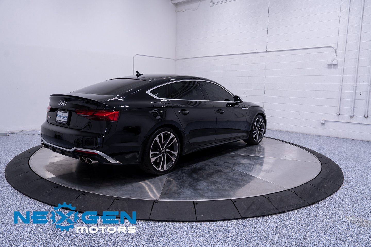 Used 2024 Audi S5 Premium Plus w/ Premium Plus Package AWD/4WD image 35