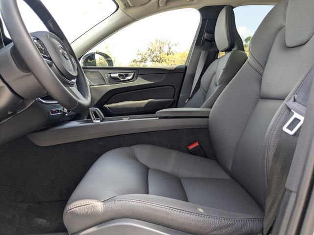 New 2025 Volvo XC60 B5 Plus w/ Protection Package Premier image 24