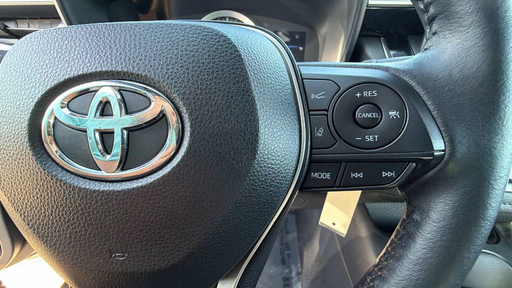 Used 2021 Toyota Corolla SE w/ Carpet Mat Package (TMS) image 20