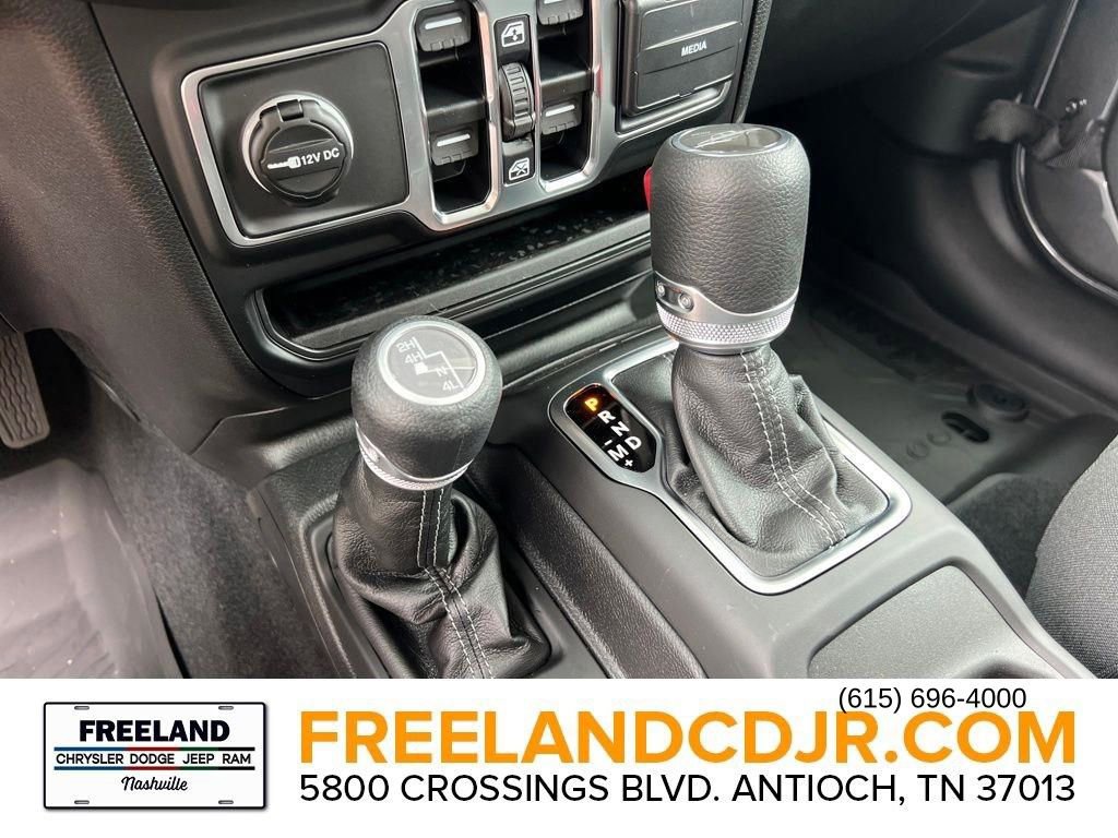 New 2025 Jeep Gladiator Sport AWD/4WD image 14