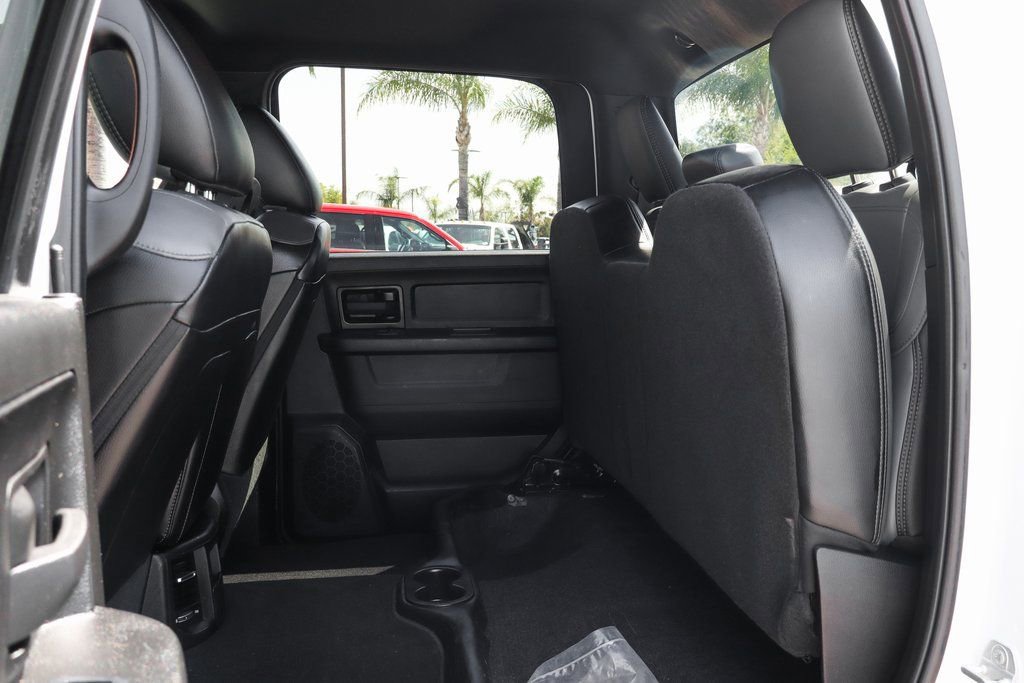 Used 2021 RAM 5500 Tradesman w/ Chrome Appearance Group image 31