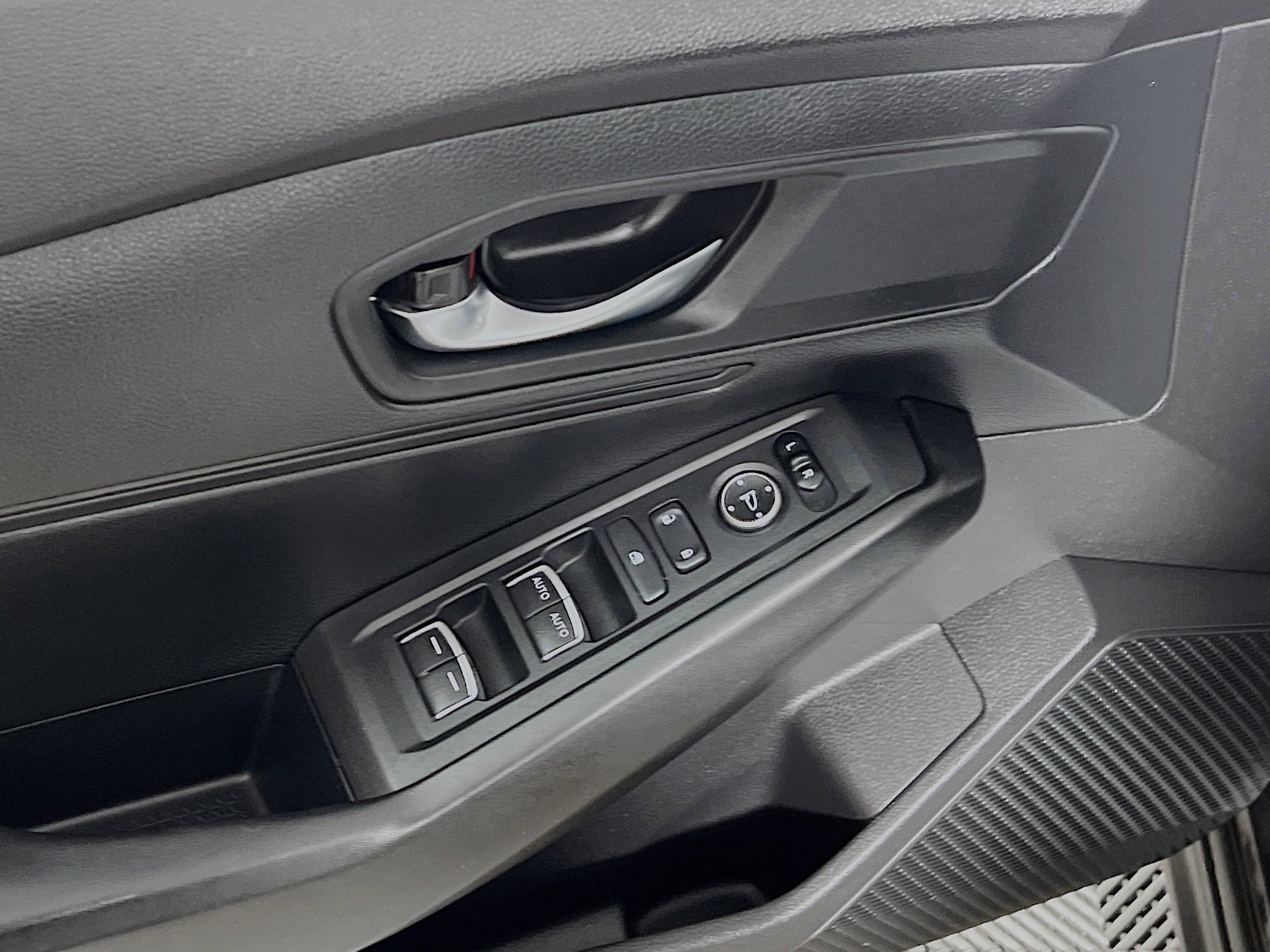 Used 2023 Honda Accord LX image 17
