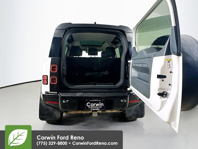 Used 2021 Land Rover Defender 110 X-Dynamic HSE AWD/4WD image 26