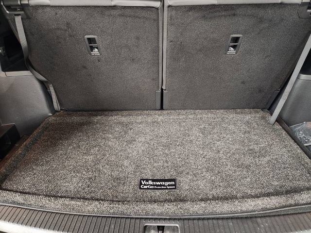 Used 2023 Volkswagen Atlas SE w/ Panoramic Sunroof Package FWD image 34