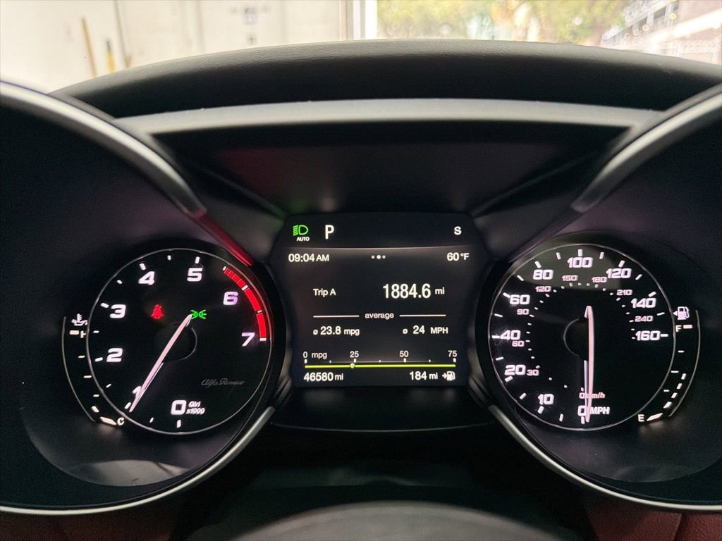 Used 2019 Alfa Romeo Giulia Ti w/ Quick Order Package 22Z Lusso image 33