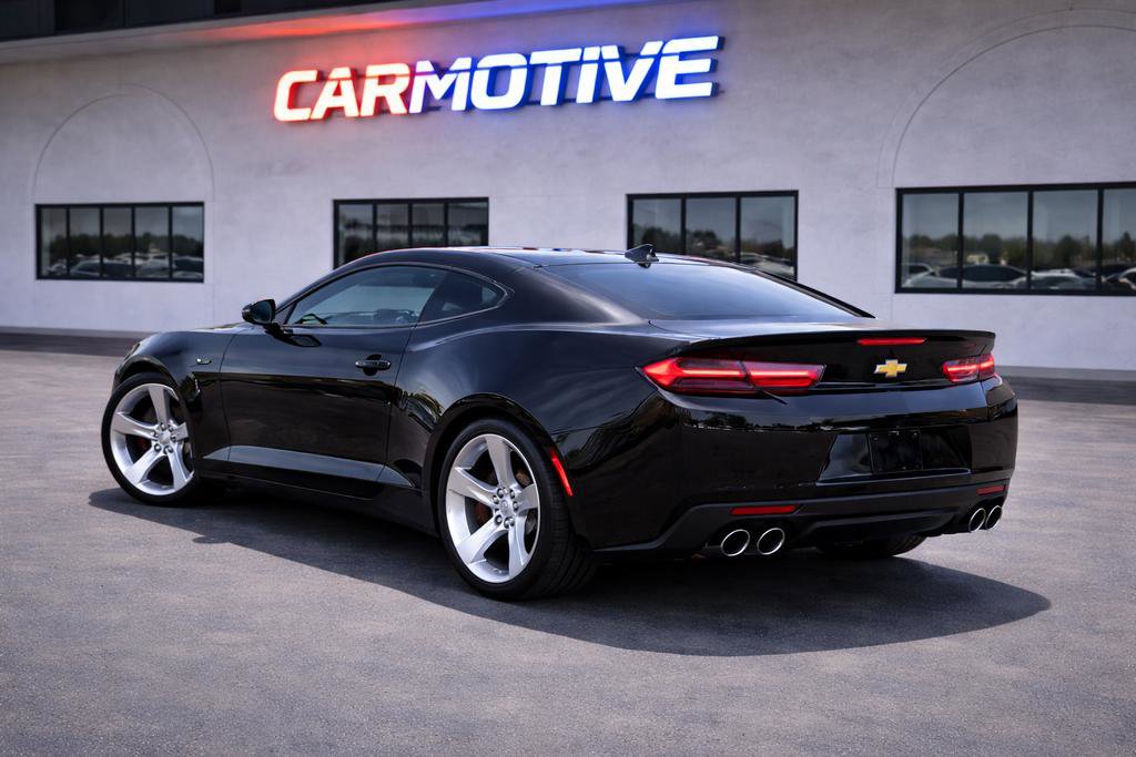 Used 2017 Chevrolet Camaro LT image 7