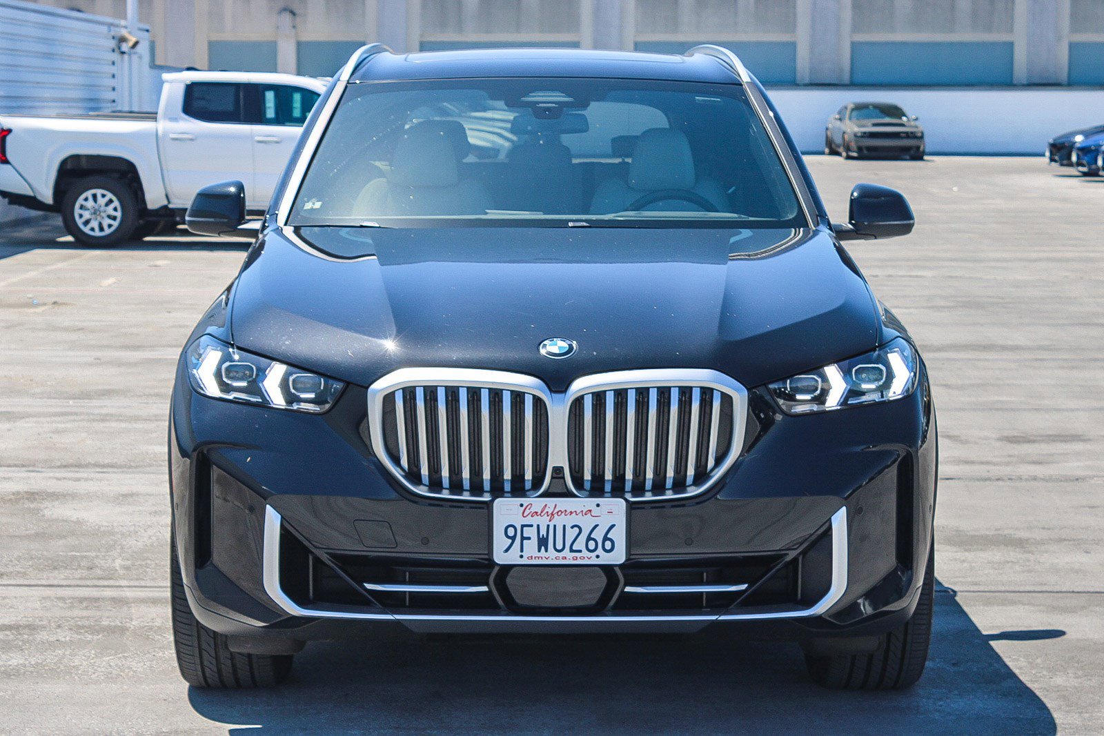 Used 2024 BMW X5 sDrive40i w/ Premium Package RWD image 3