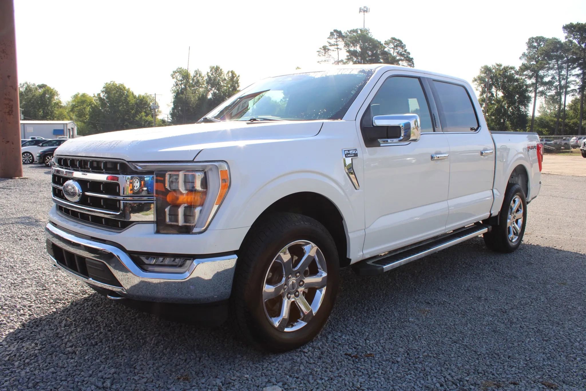 Used 2022 Ford F150 Lariat image 3