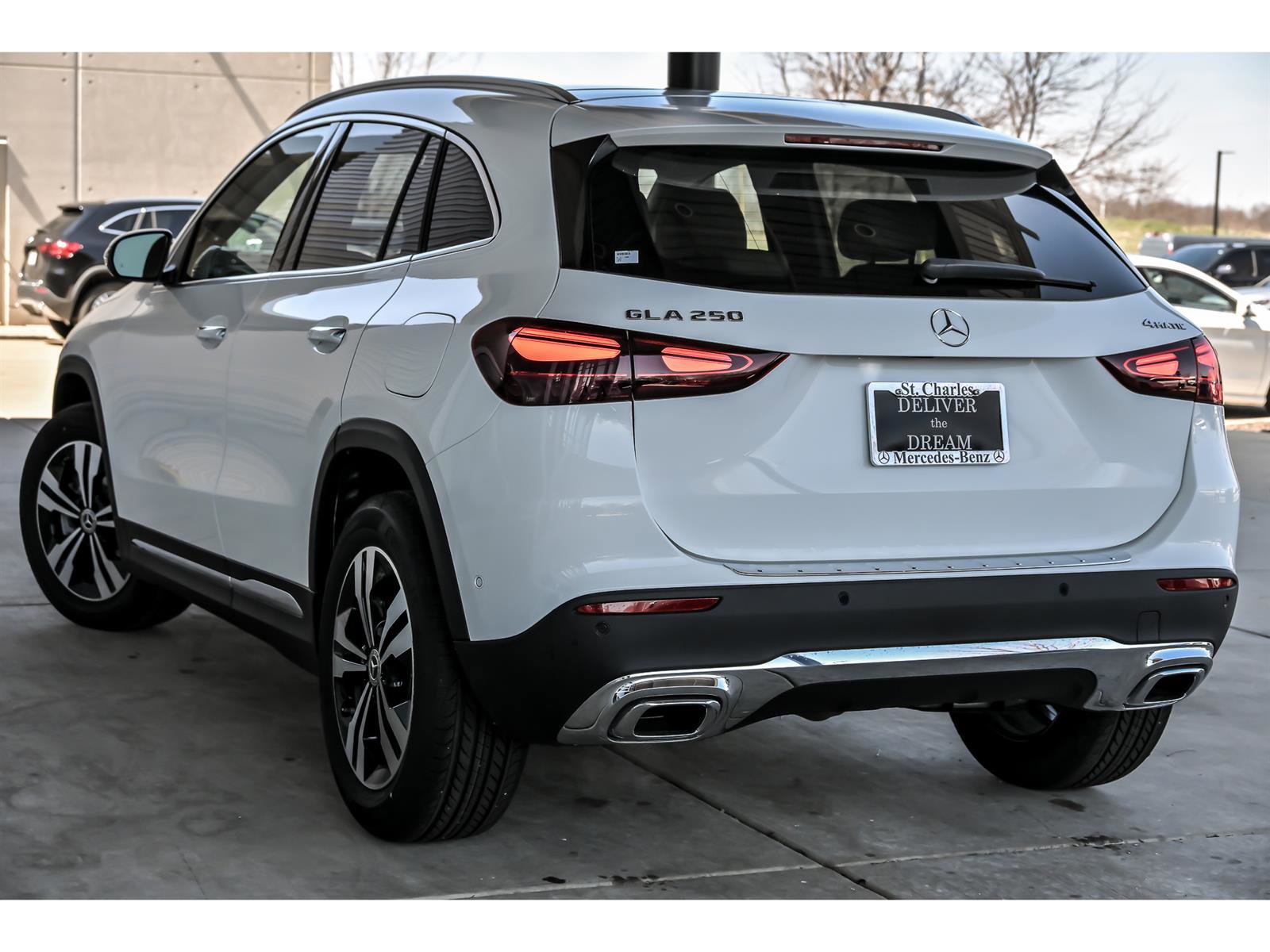 New 2026 Mercedes-Benz GLA 250 4MATIC image 4