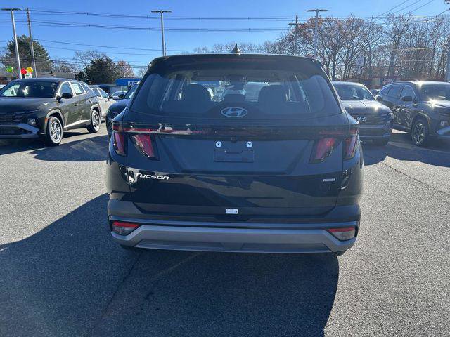 New 2026 Hyundai Tucson SE image 3