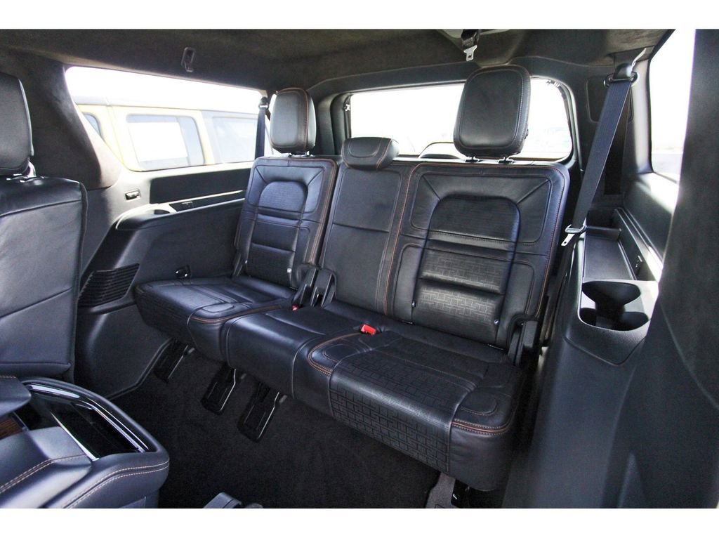 Used 2023 Lincoln Navigator L Black Label image 13