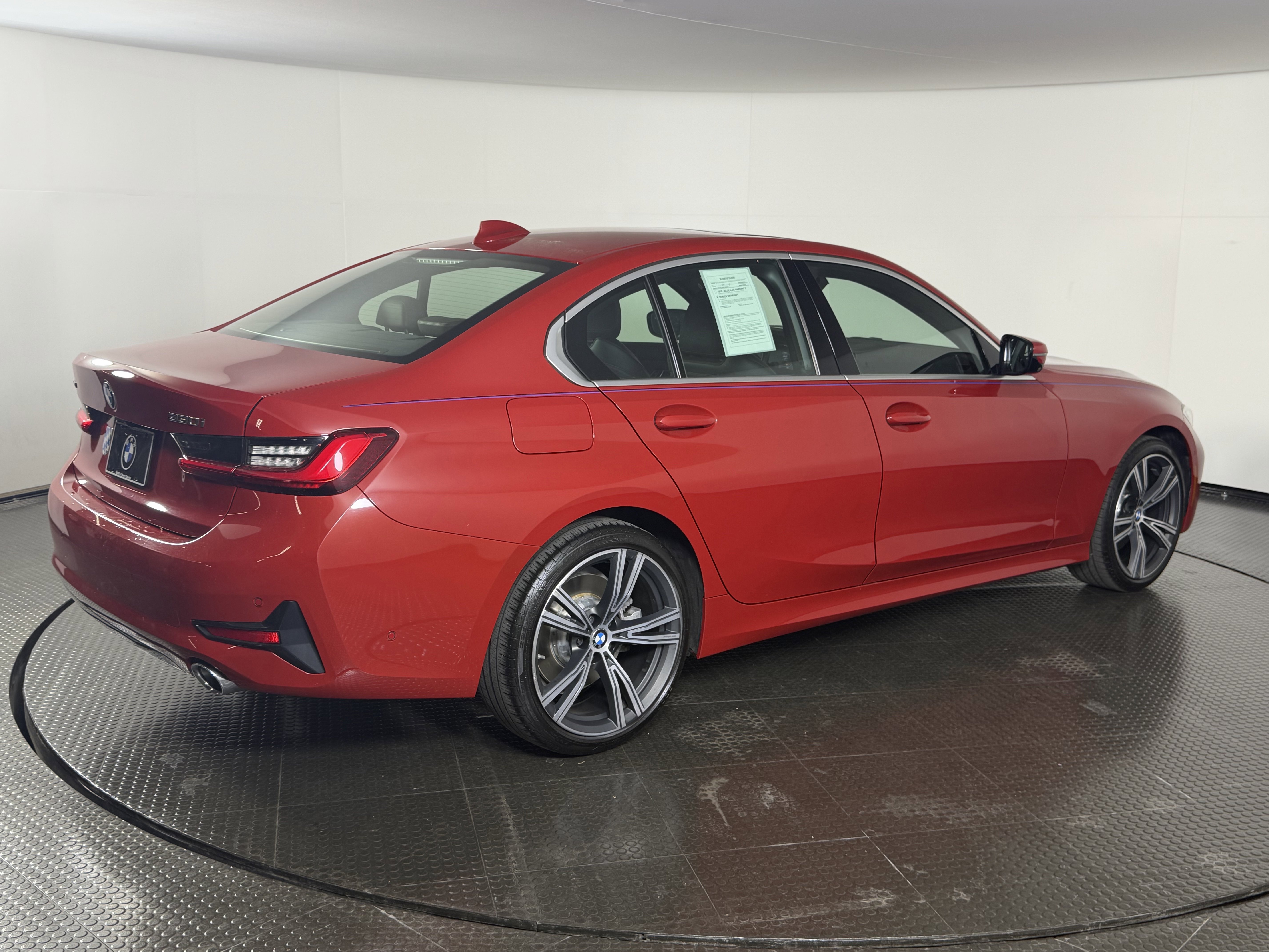 Used 2020 BMW 330i xDrive Sedan w/ Premium Package AWD/4WD image 4
