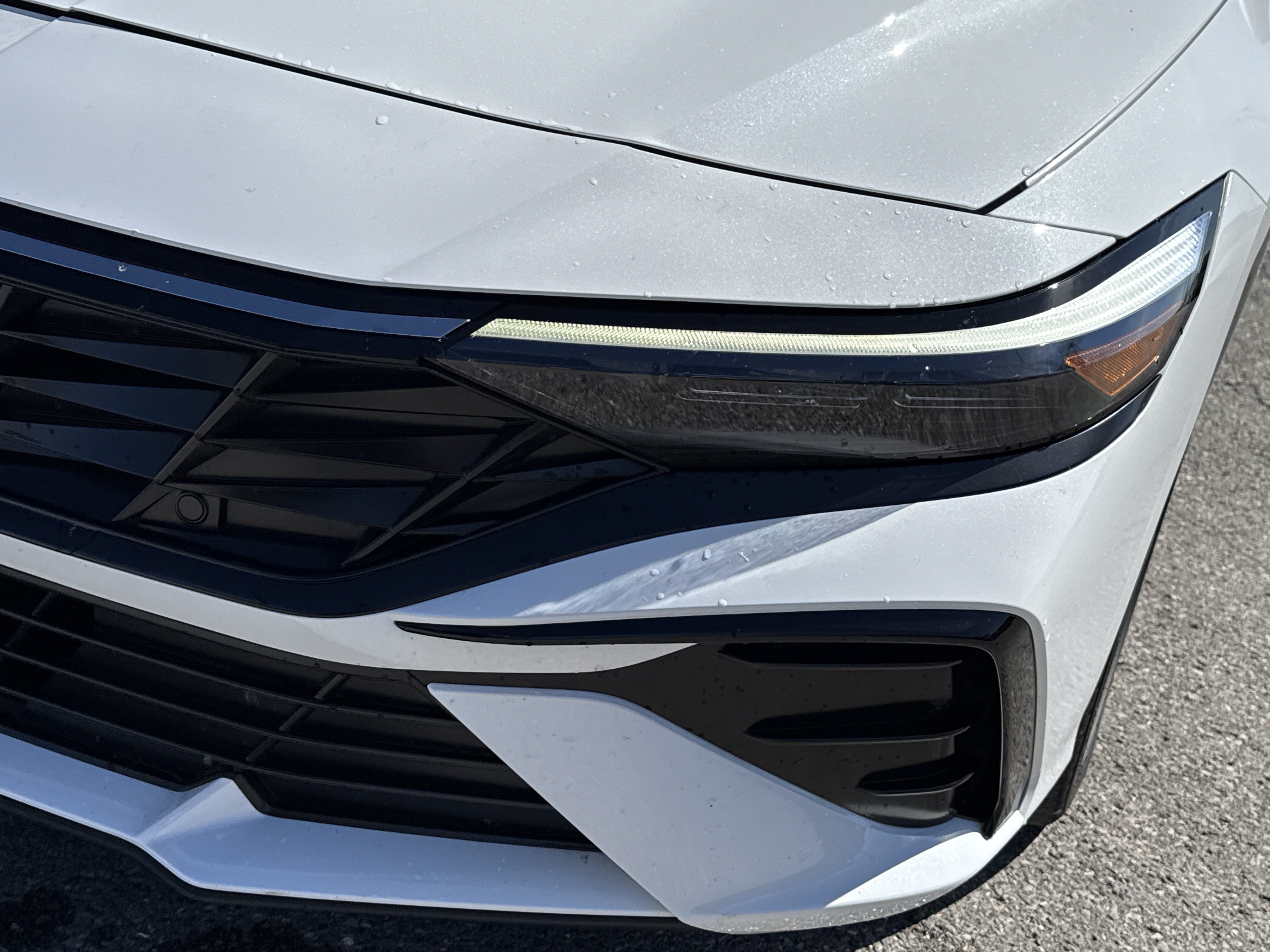 Certified 2025 Hyundai Elantra SEL FWD image 9