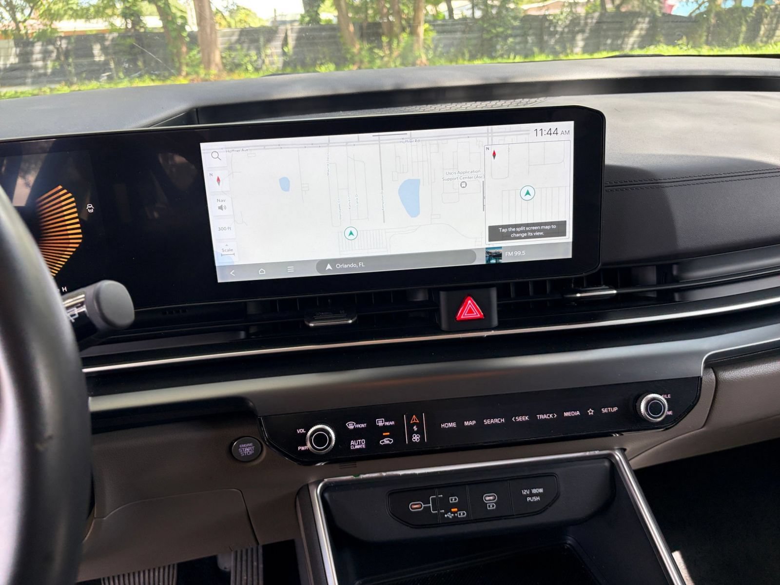 Used 2026 Kia Carnival FWD image 20