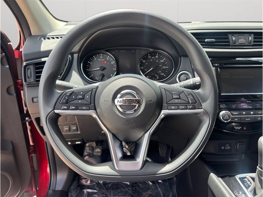 Used 2020 Nissan Rogue Sport SV FWD image 22