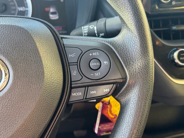 Used 2022 Toyota Corolla LE image 26