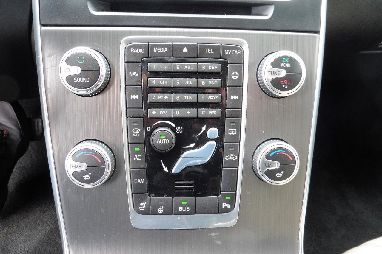 Used 2016 Volvo S60 T5 Premier w/ Climate Package AWD/4WD image 10