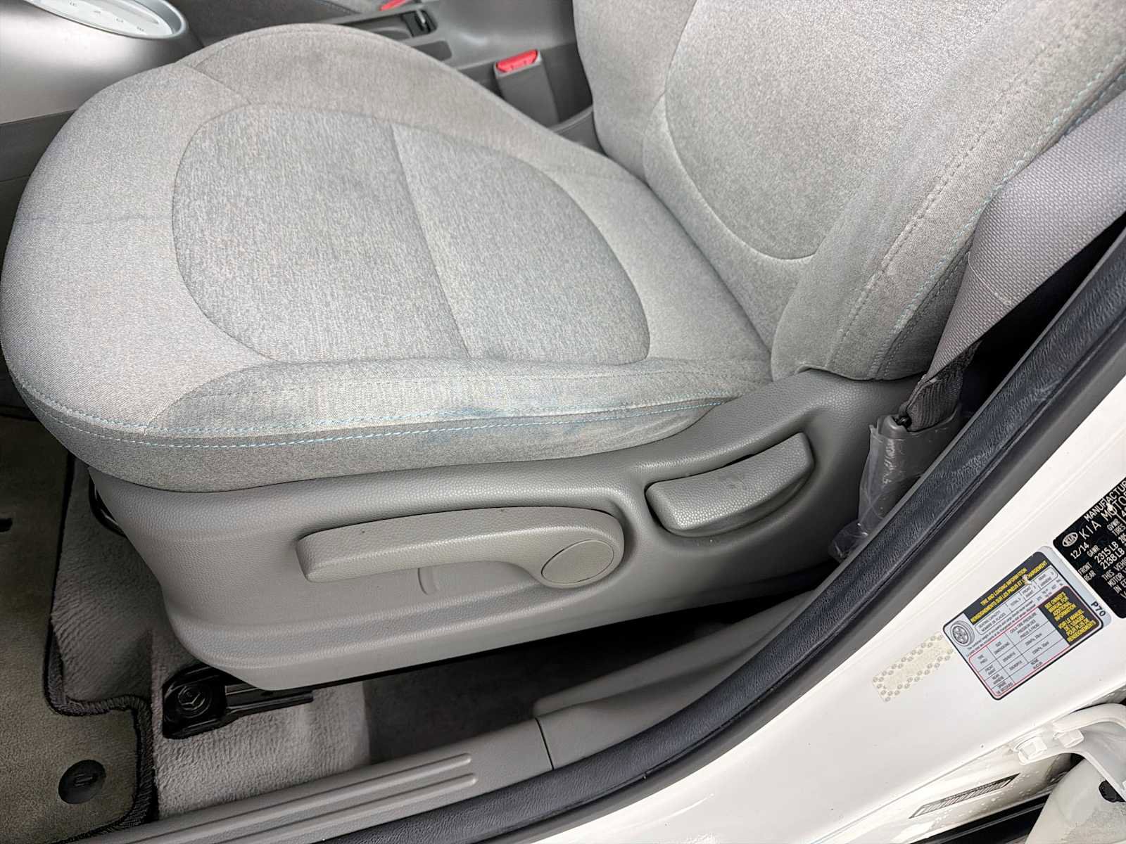 Used 2015 Kia Soul EV image 14