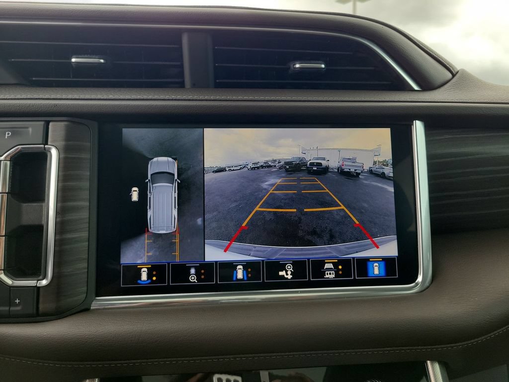Certified 2021 GMC Yukon Denali w/ Denali Premium Package AWD/4WD image 15