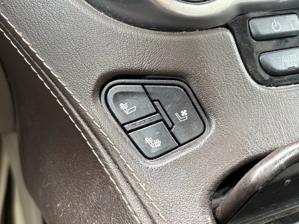 Used 2017 Chevrolet Tahoe Premier RWD image 13