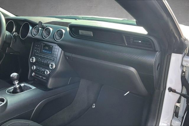 Used 2018 Ford Mustang EcoBoost image 12