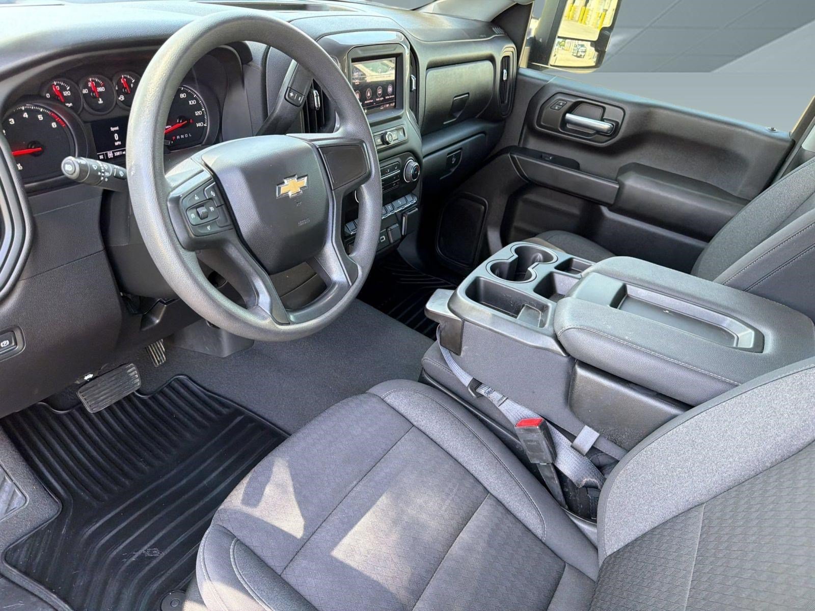 Certified 2024 Chevrolet Silverado 2500 Custom w/ Custom Value Package AWD/4WD image 4