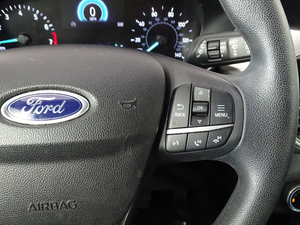Used 2020 Ford Escape SE image 25
