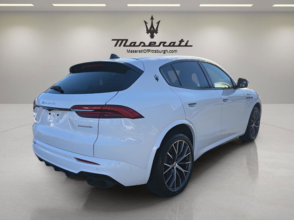 New 2026 Maserati Grecale Modena image 5