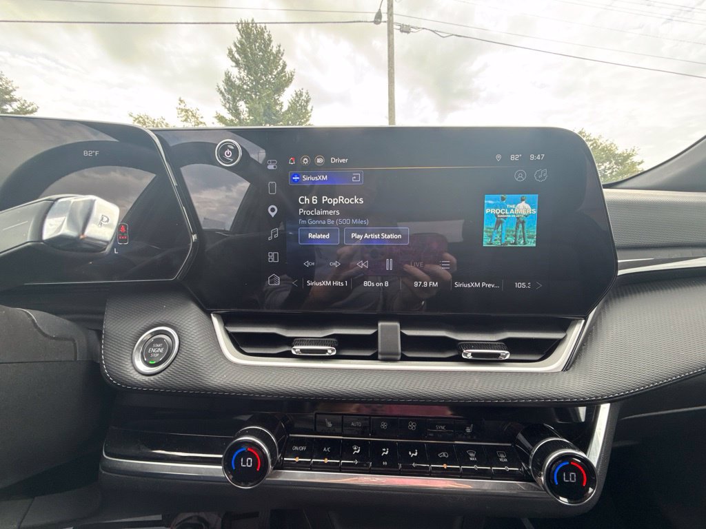 Used 2026 Chevrolet Equinox LT w/ Convenience Package II FWD image 28