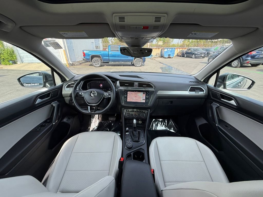 Used 2020 Volkswagen Tiguan SEL image 22