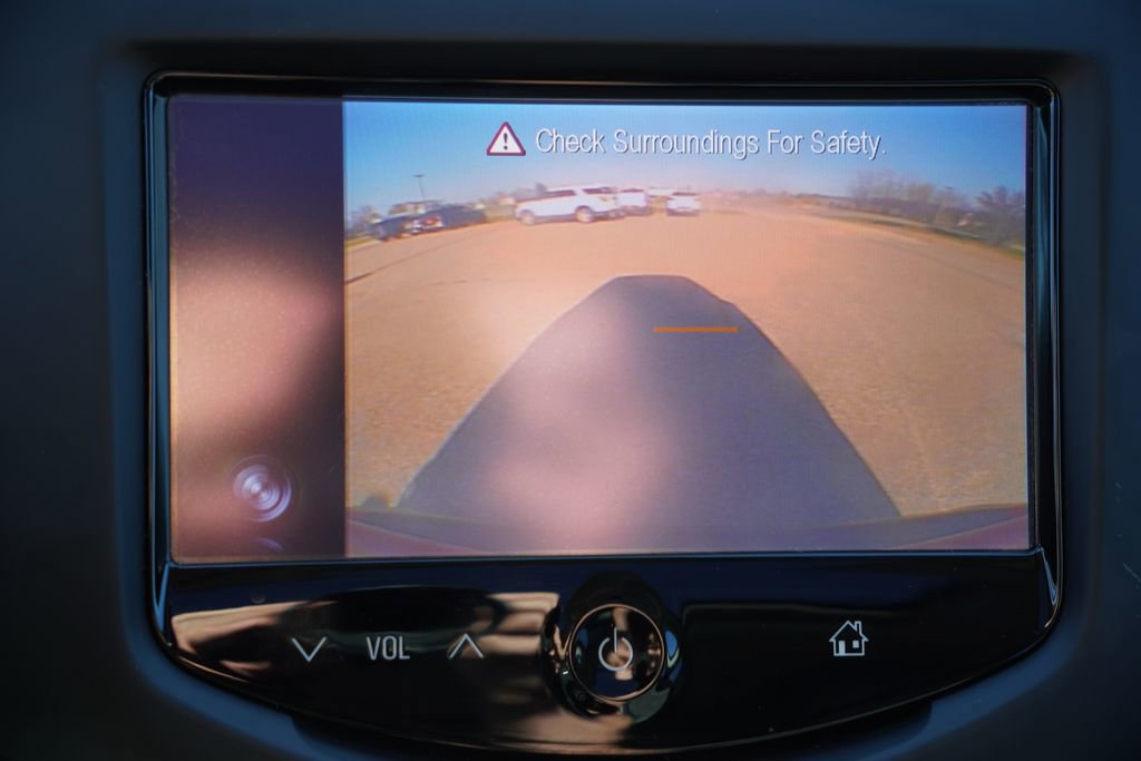 Used 2016 Chevrolet Trax LT w/ LT Sun and Sound Package FWD image 30