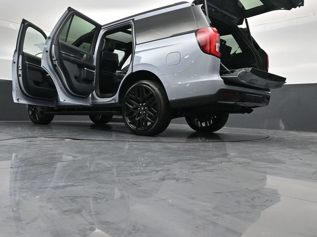 Certified 2026 Ford Expedition Platinum w/ Stealth Performance Package AWD/4WD image 59
