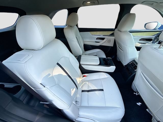 Certified 2025 MAZDA CX-90 3.3 Turbo S w/ Premium Plus AWD/4WD image 33