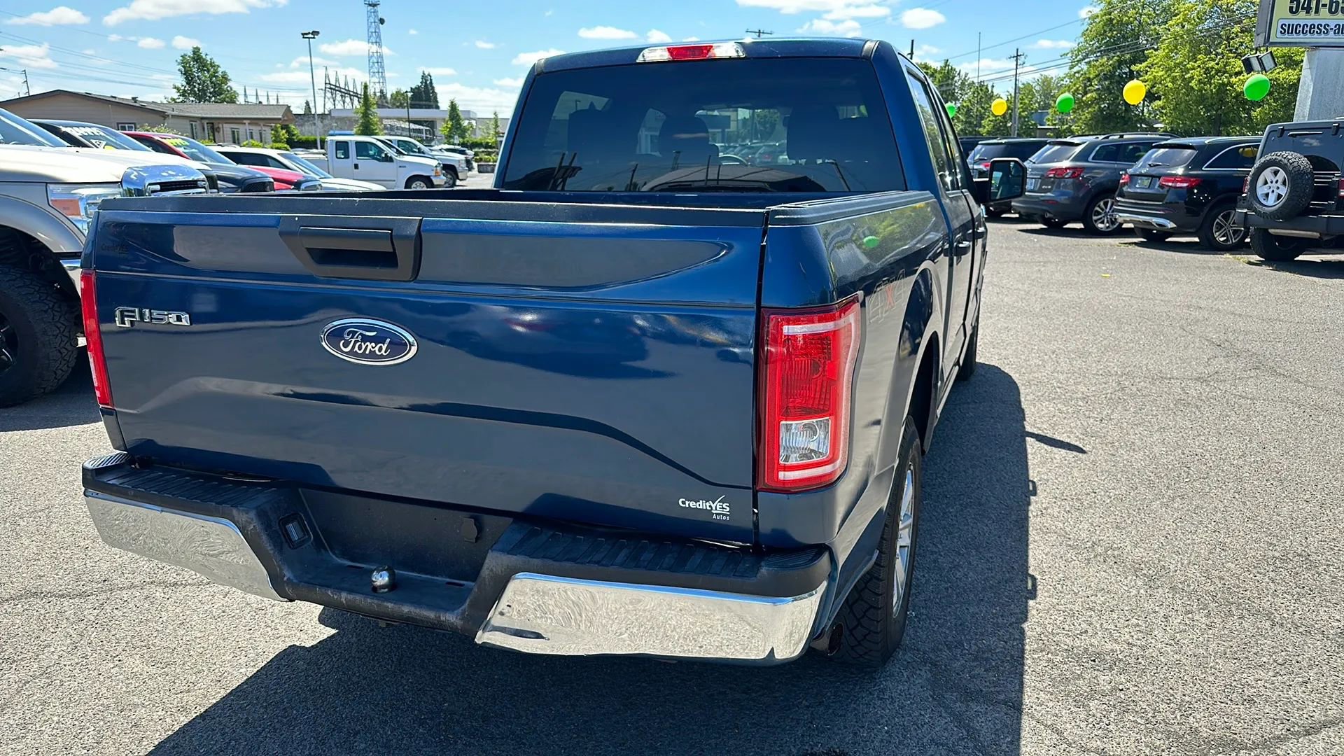 Used 2017 Ford F150 XLT image 2