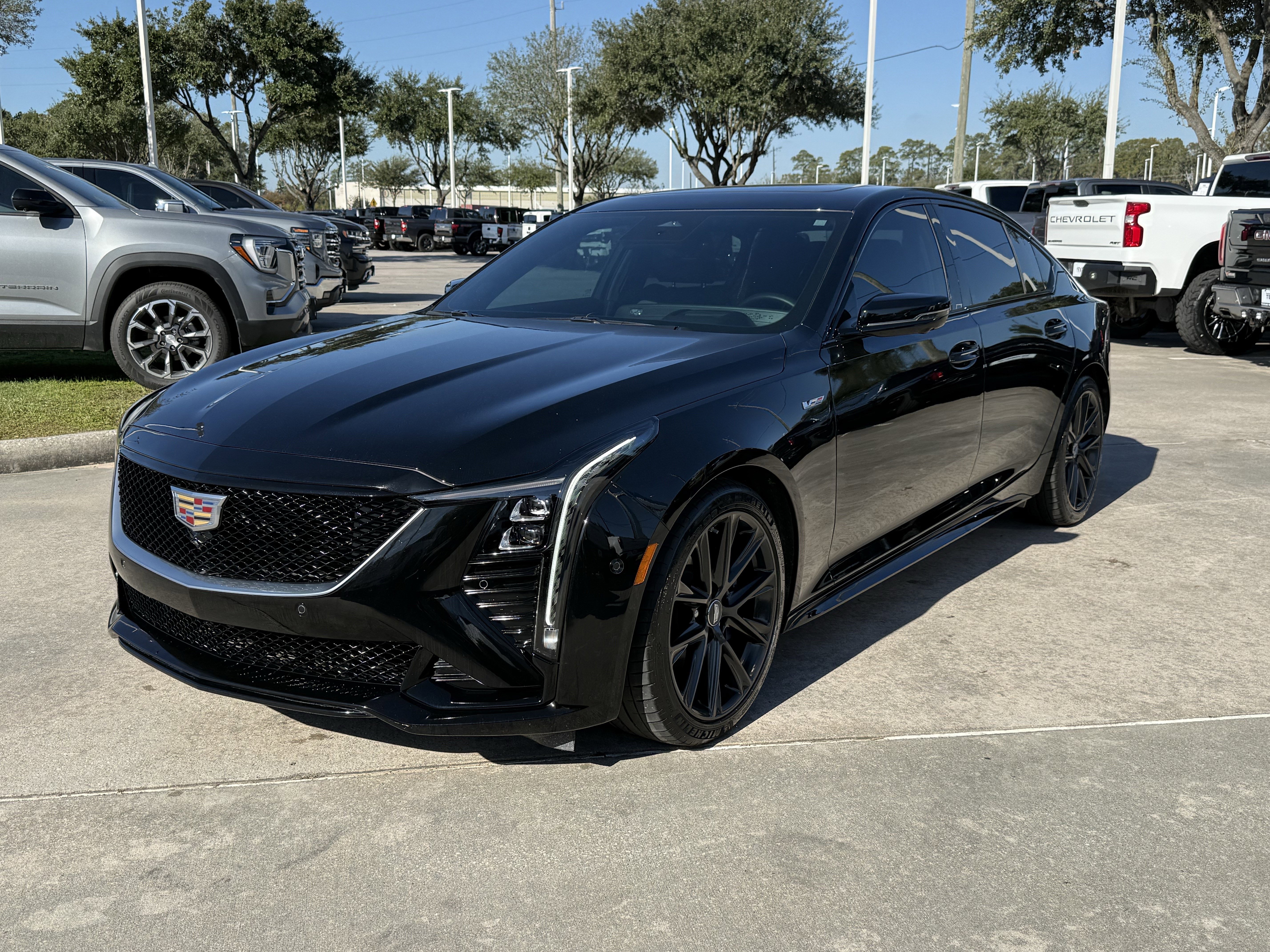 Used 2025 Cadillac CT5 V image 9