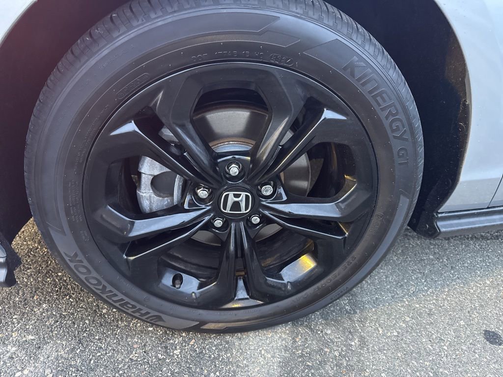 Used 2025 Honda Accord SE image 14