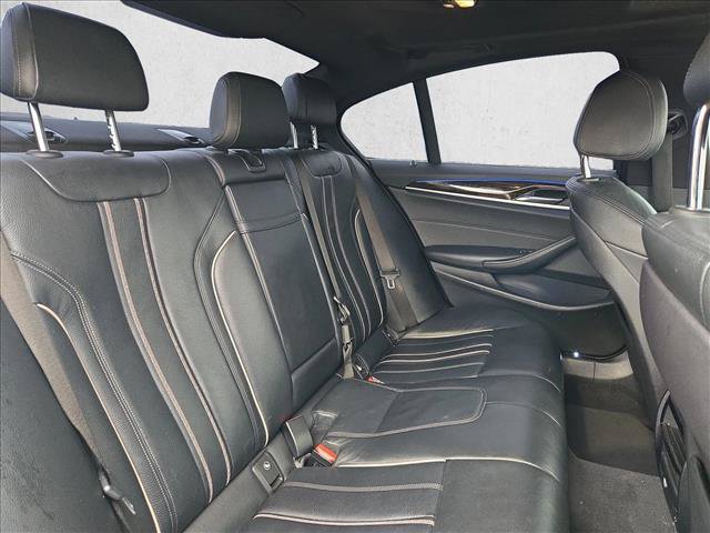Used 2020 BMW 530i w/ Convenience Package RWD image 18