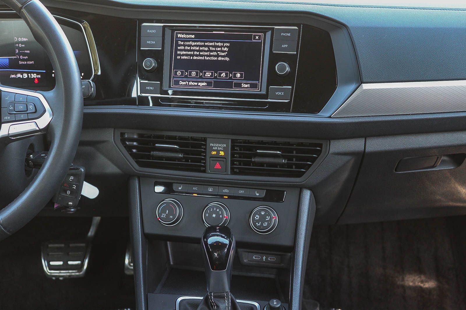 Used 2024 Volkswagen Jetta Sport image 14