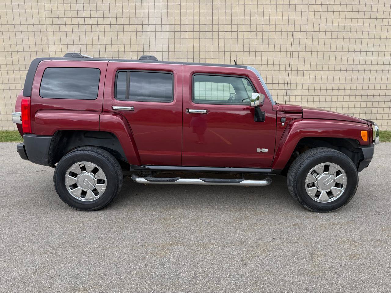 Used 2007 HUMMER H3 AWD/4WD image 4