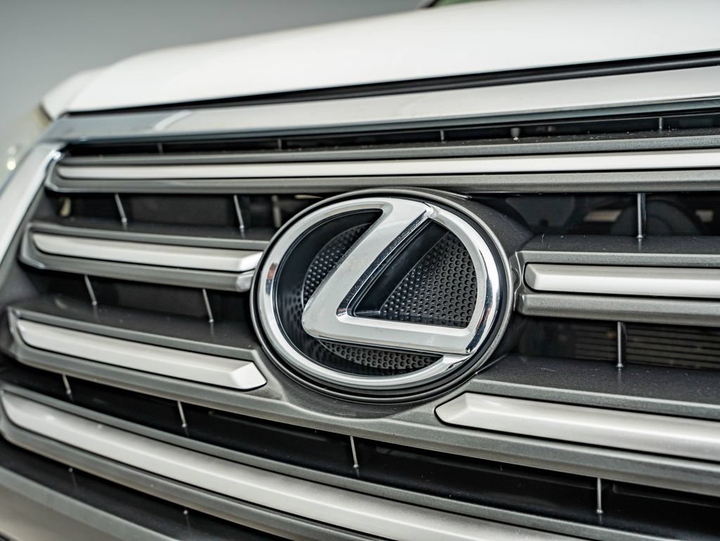 Used 2014 Lexus GX 460 w/ Premium Package AWD/4WD image 12