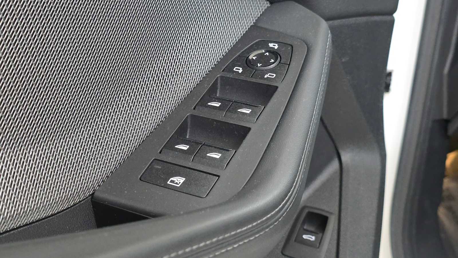 Used 2025 BMW 228i xDrive AWD/4WD image 24