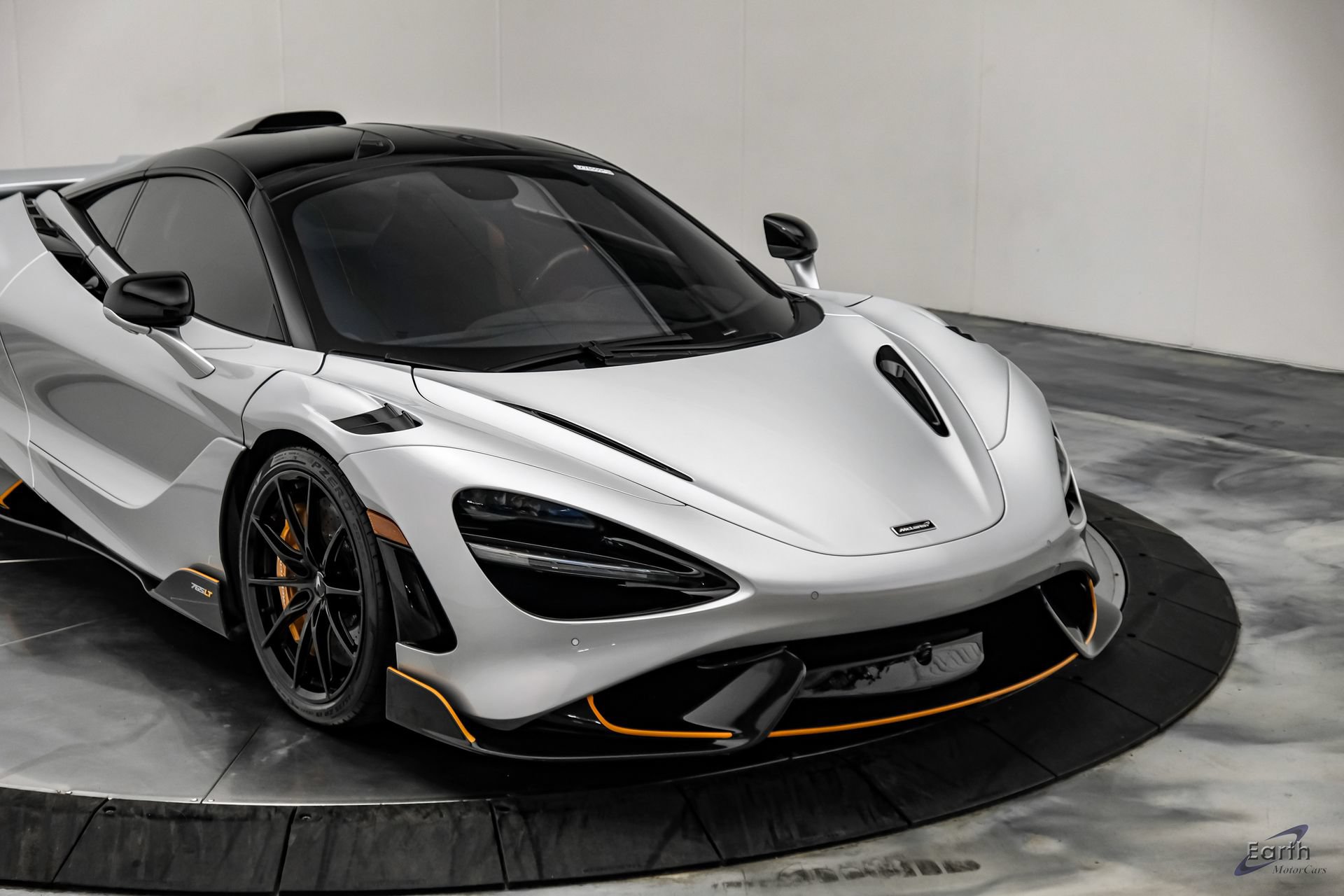 Used 2021 McLaren 765LT RWD image 34