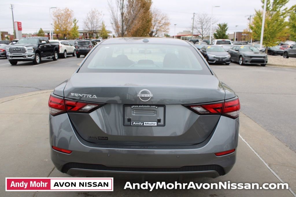 New 2025 Nissan Sentra SV image 4