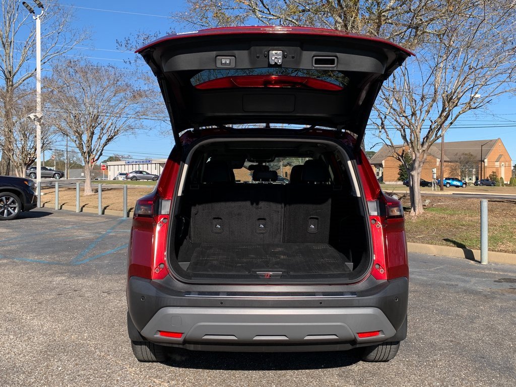 Used 2023 Nissan Rogue SV w/ SV Premium B Package image 7